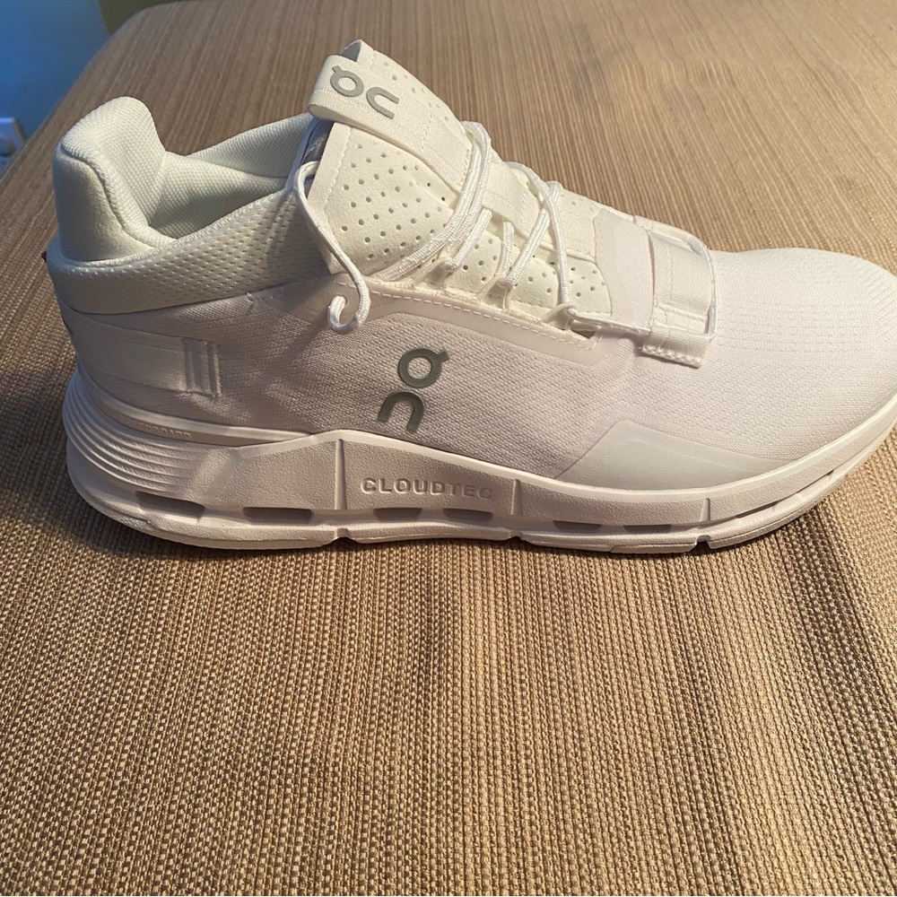 On Cloud Men’s Sneakers - Picture 3 of 6